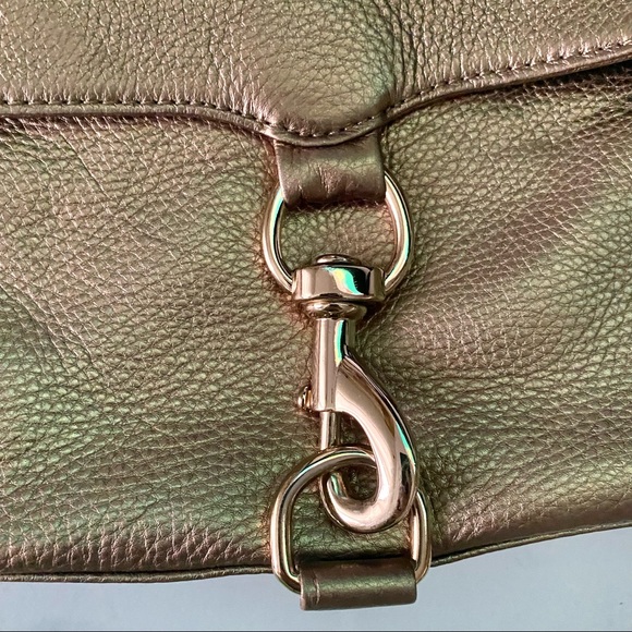 Rebecca Minkoff gold metallic leather with gold chain Daddy MAC purse EUC - Picture 4 of 15